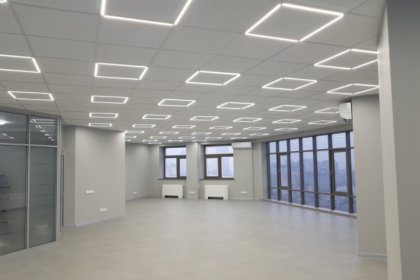 Продажа офиса 187 кв.м. в центре Киева, ул. Большая Васильковская, 72, метро Олимпийская